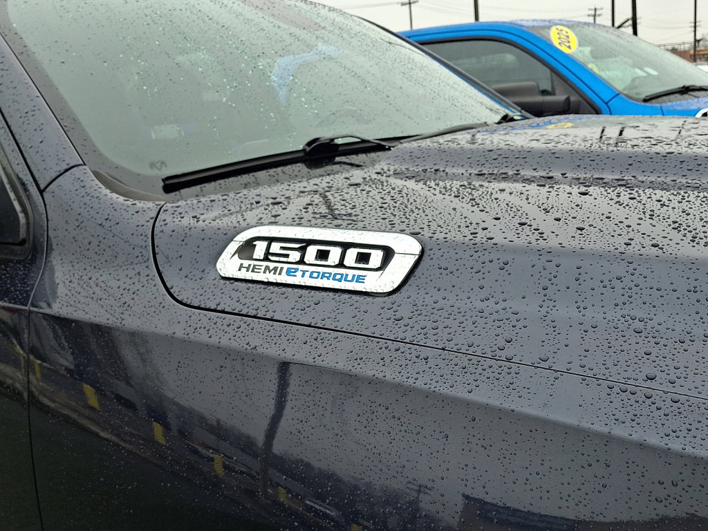 Used 2021 RAM 1500 Big Horn image 4