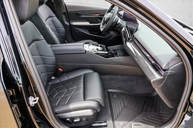 New 2027 BMW 550e xDrive AWD/4WD image 24