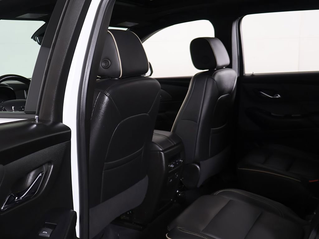 Used 2023 Chevrolet Traverse Premier w/ Redline Edition AWD/4WD image 35