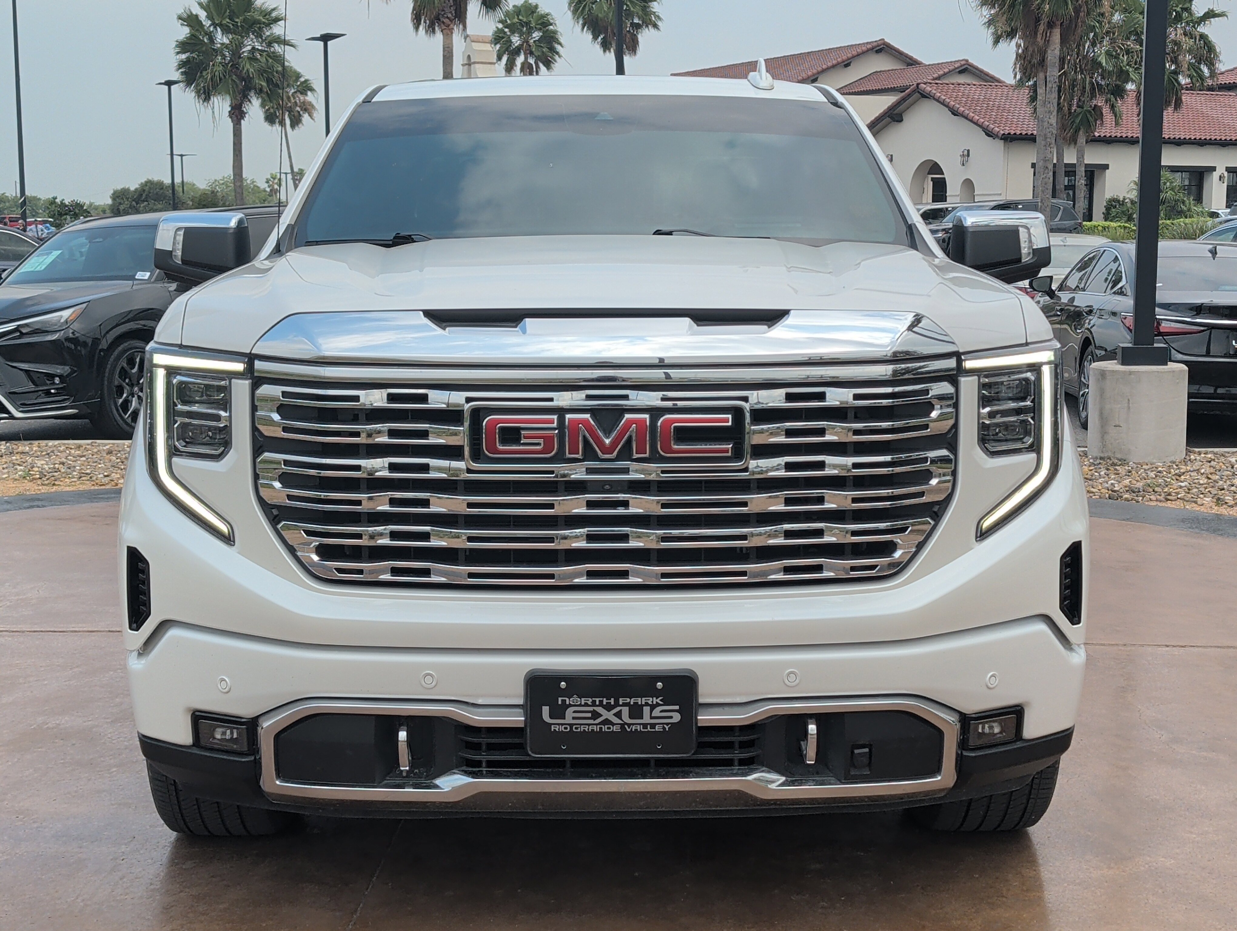 Used 2024 GMC Sierra 1500 Denali RWD image 6