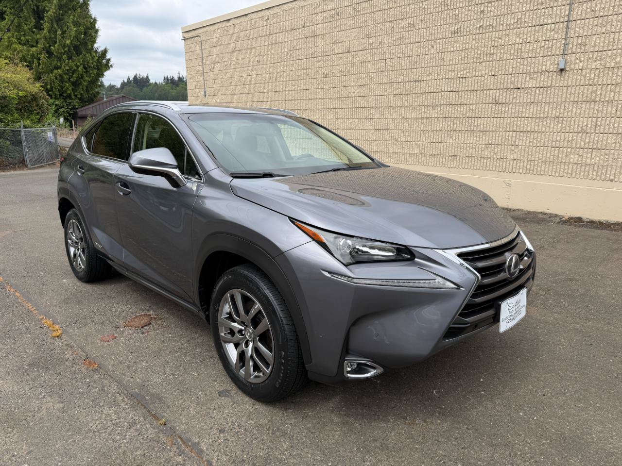 Used 2016 Lexus NX 300h AWD w/ Premium Package image 3