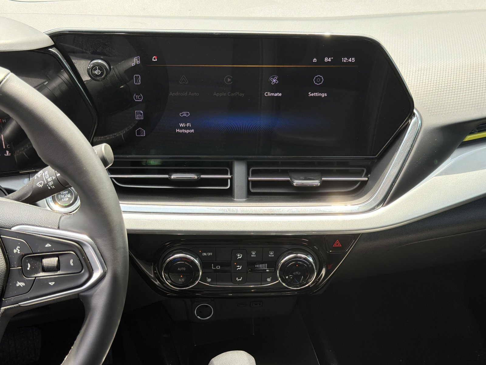 Used 2026 Chevrolet Trax LT w/ Driver Confidence Package FWD image 30
