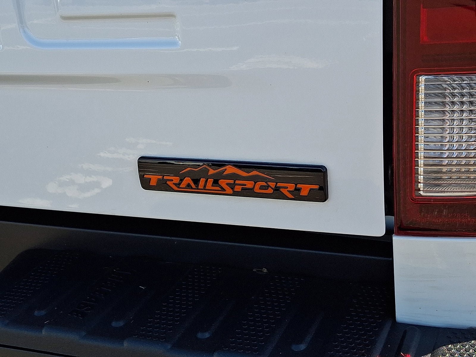Used 2025 Honda Ridgeline TrailSport image 31
