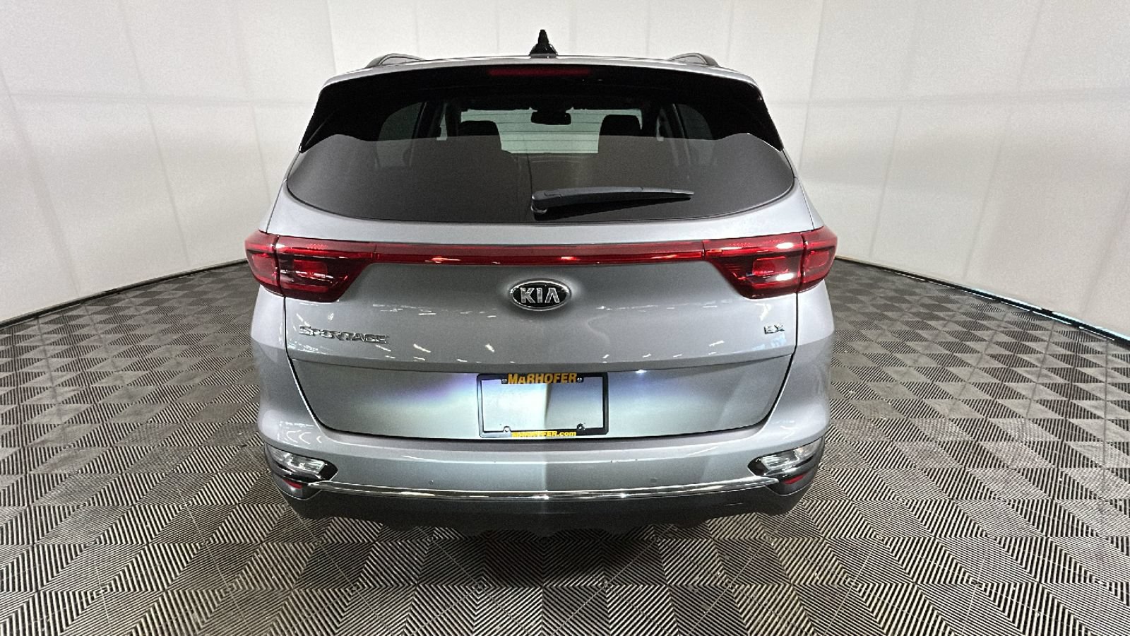 Used 2022 Kia Sportage EX w/ EX Technology Package AWD/4WD image 4