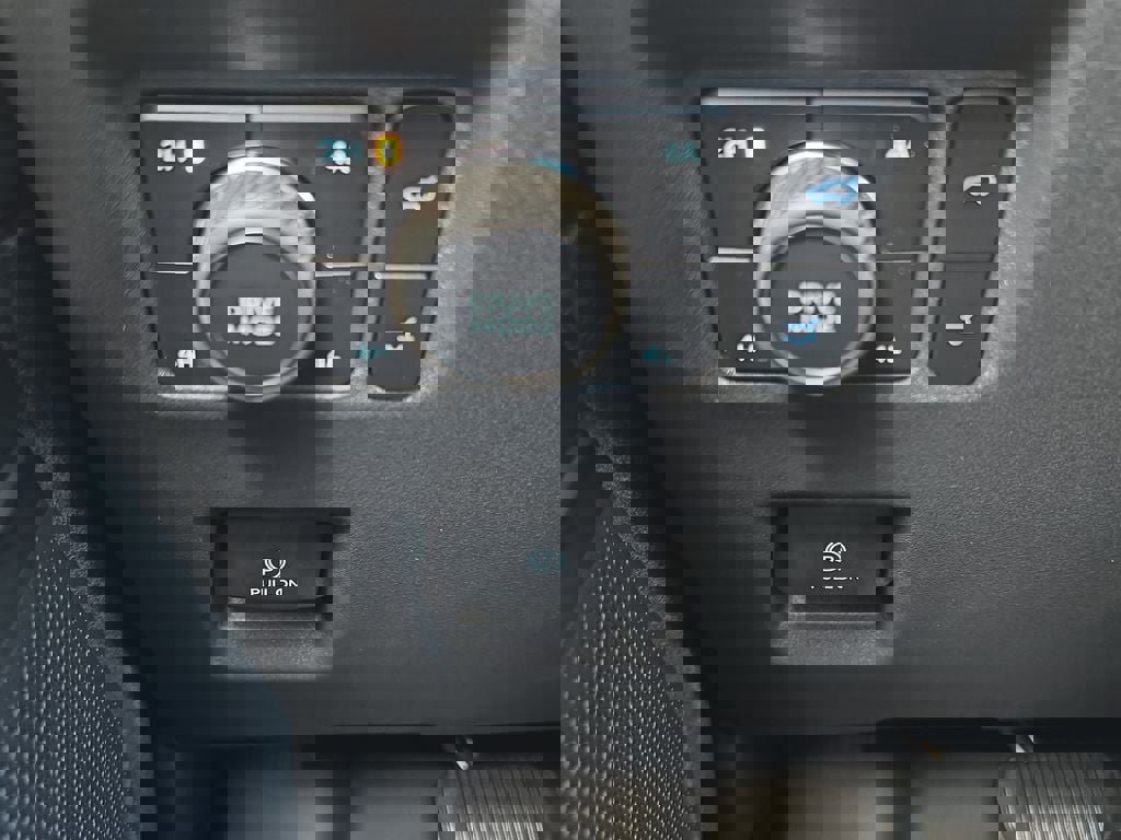 New 2025 Ford Expedition Max Platinum w/ Stealth Performance Package image 27