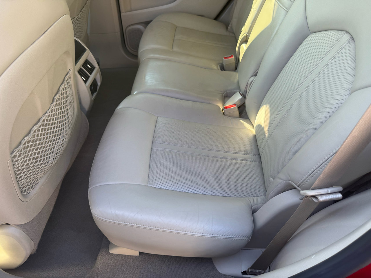 Used 2015 Cadillac SRX Luxury w/ Driver Awareness Package image 63