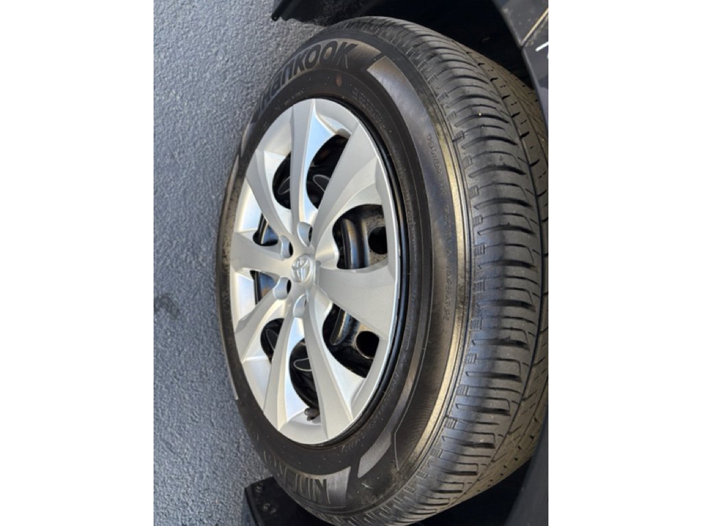 Used 2024 Toyota Corolla LE image 23