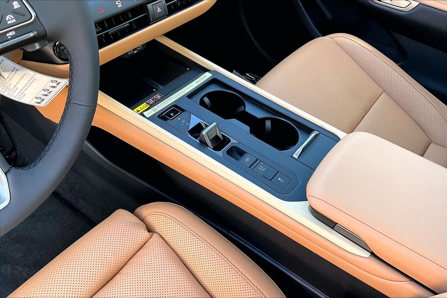 New 2026 Lexus ES 500e AWD/4WD image 7