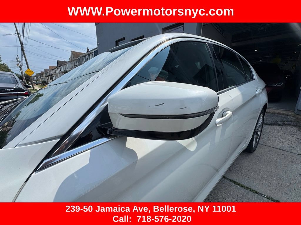 Used 2020 BMW 530e w/ Luxury Package RWD image 9