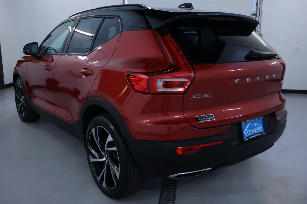 Used 2020 Volvo XC40 T5 R-Design AWD/4WD image 5