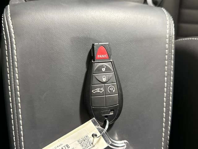 Used 2014 Dodge Challenger SXT Plus RWD image 35