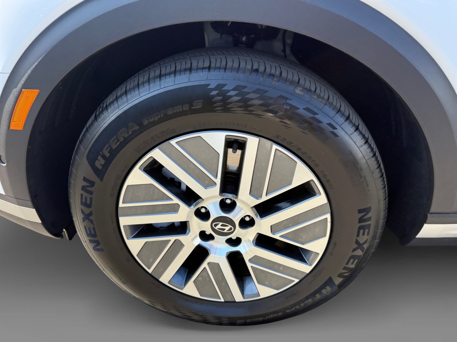 Certified 2026 Hyundai Palisade SEL Premium AWD/4WD image 9