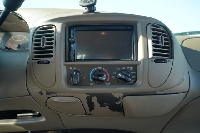 Used 2003 Ford F150 XLT image 26