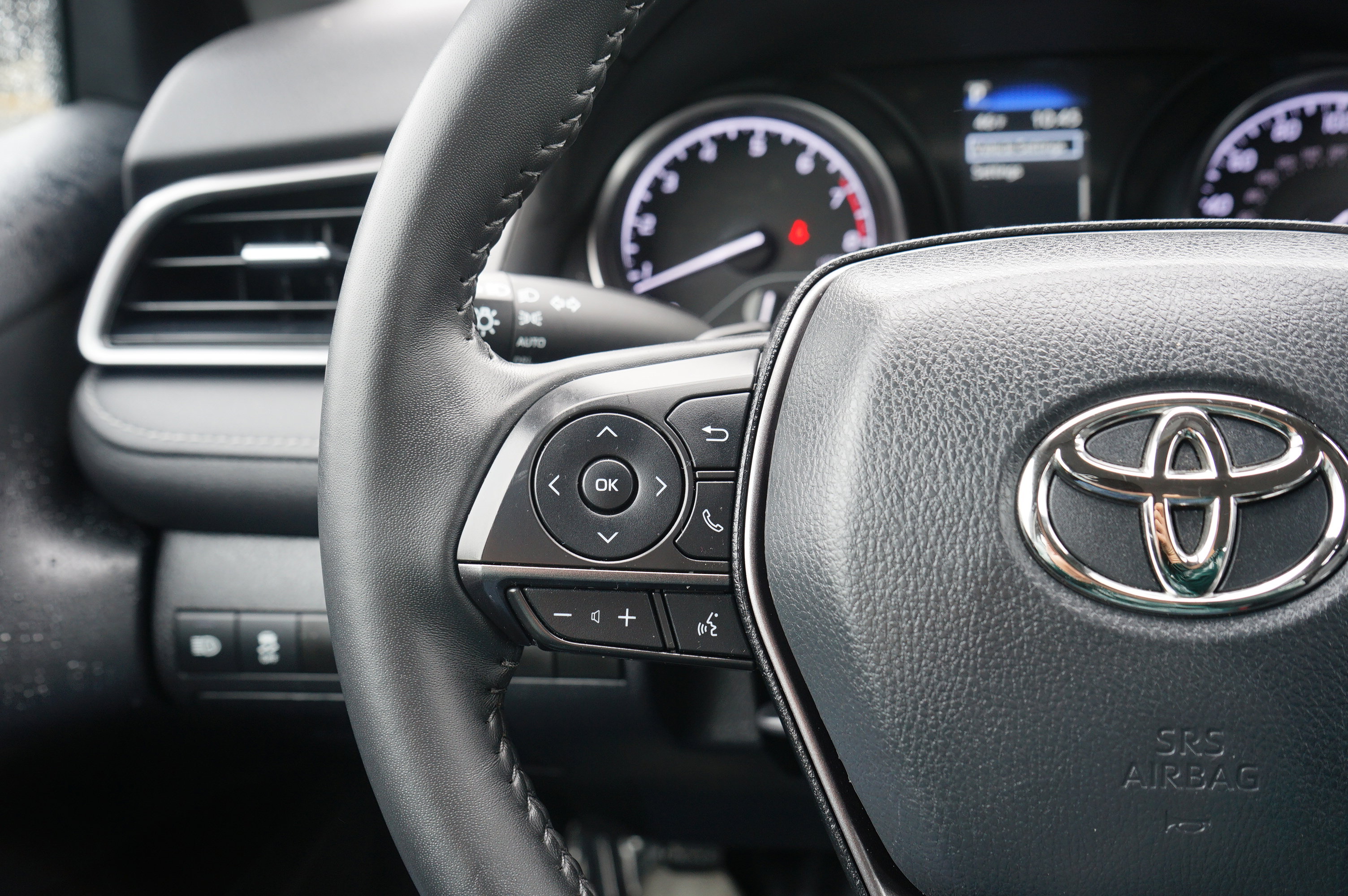 Used 2023 Toyota Camry SE image 26