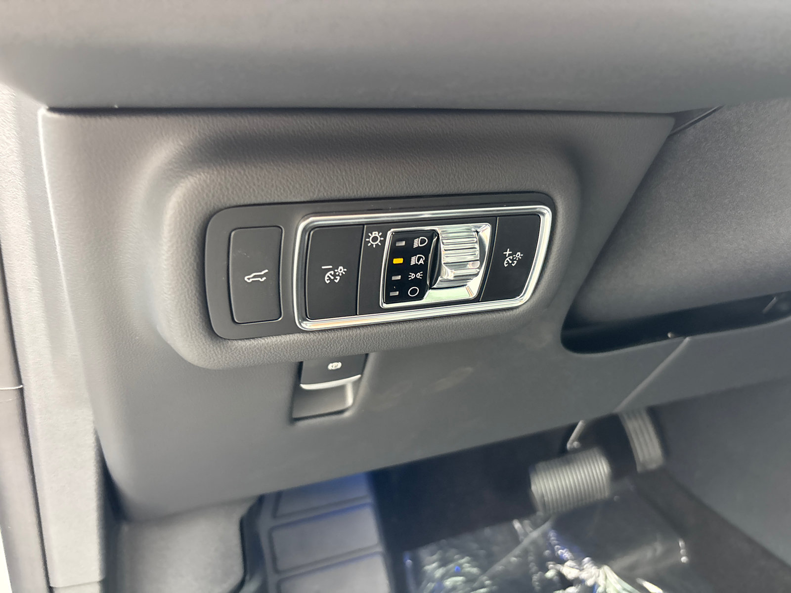 New 2026 Lincoln Nautilus Reserve w/ Jet Appearance Package AWD/4WD image 14