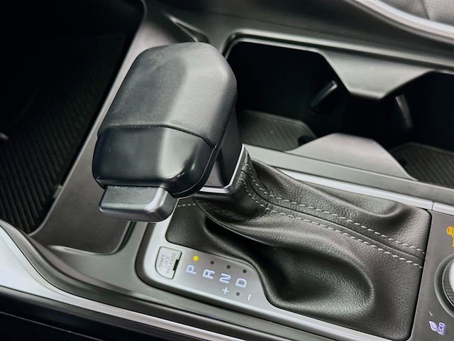 Used 2025 Kia Sorento S image 15