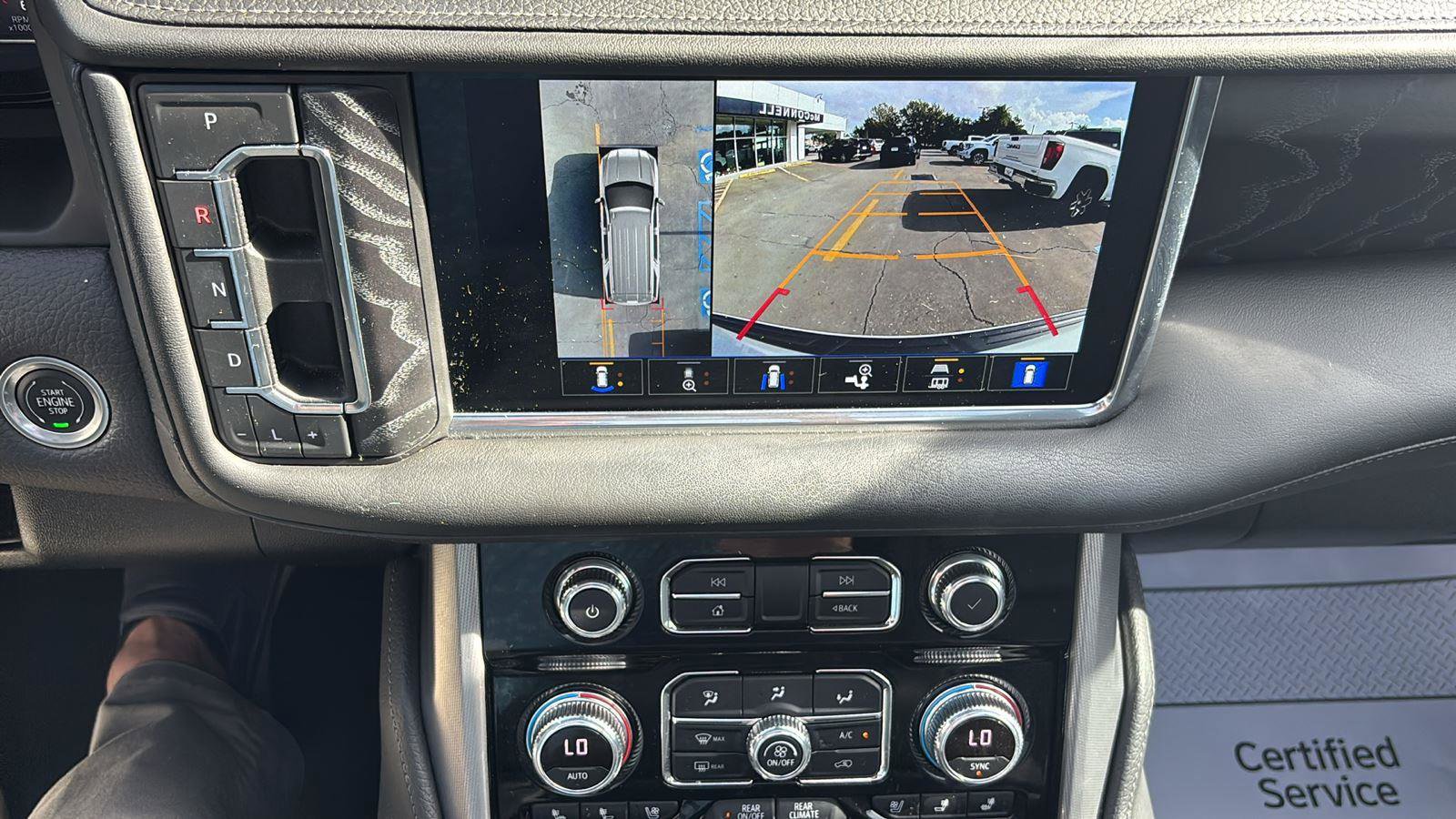 Used 2023 GMC Yukon XL Denali image 36