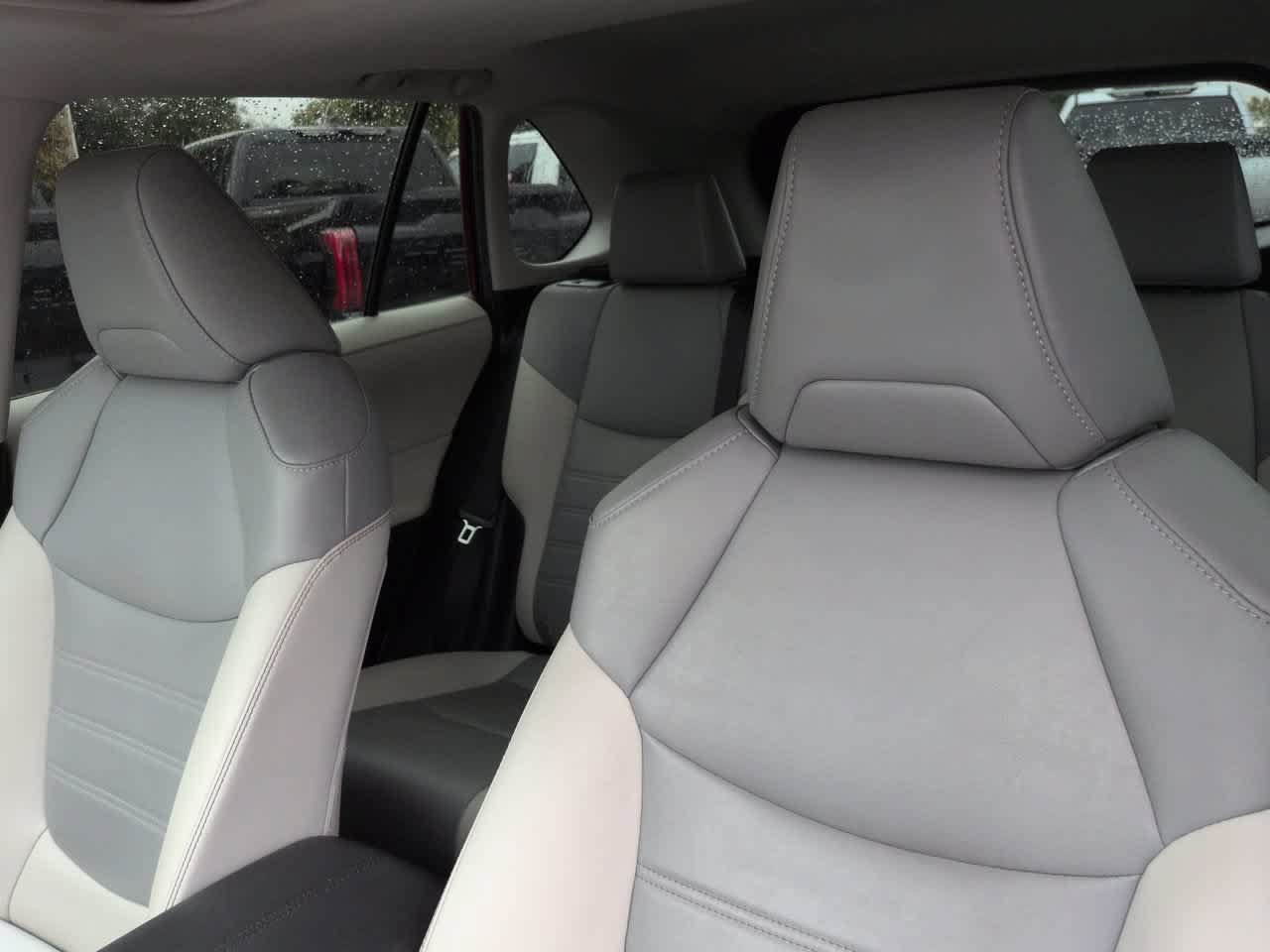 Certified 2021 Toyota RAV4 XLE Premium FWD image 8