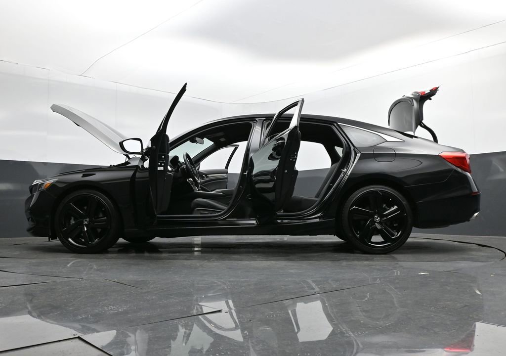 Used 2020 Honda Accord Sport image 29
