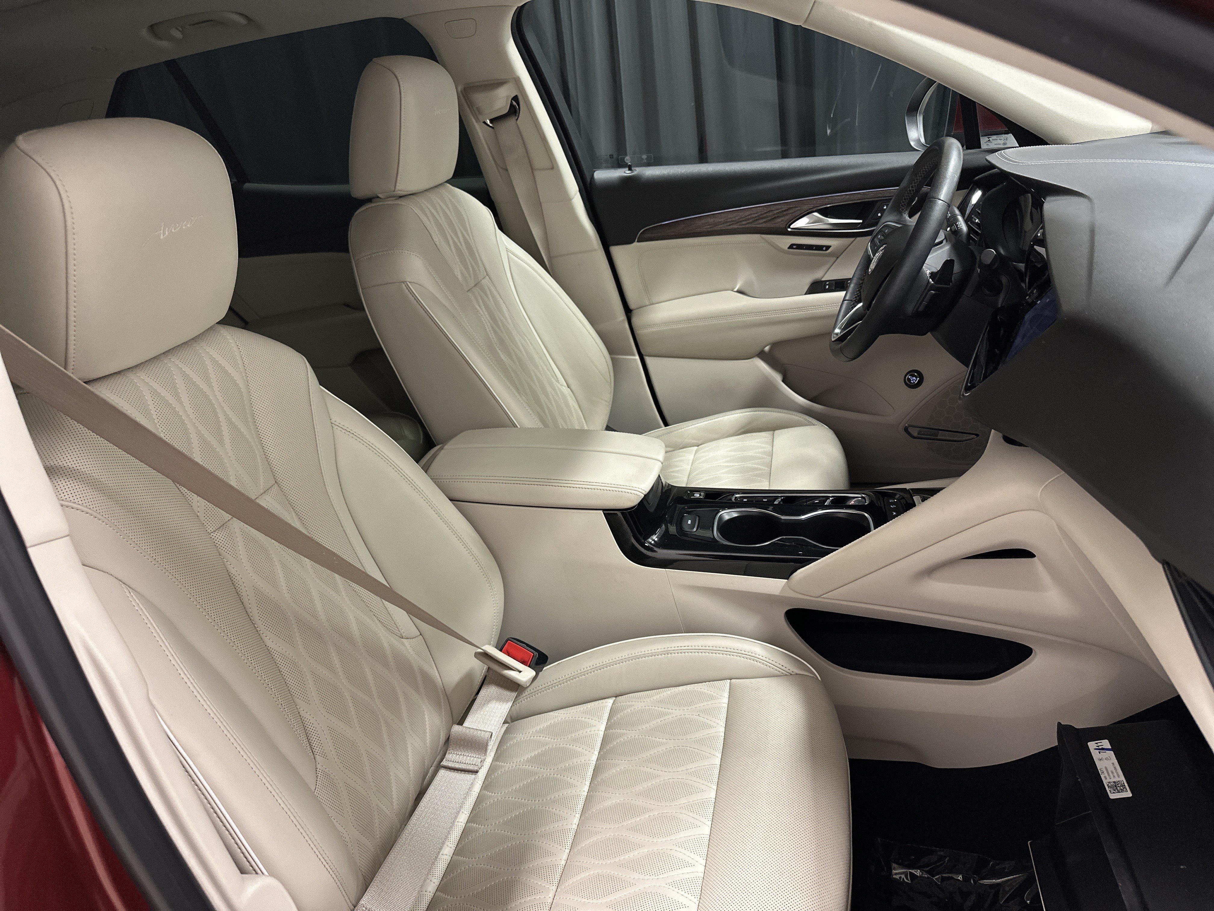 Used 2021 Buick Envision Avenir AWD/4WD image 33