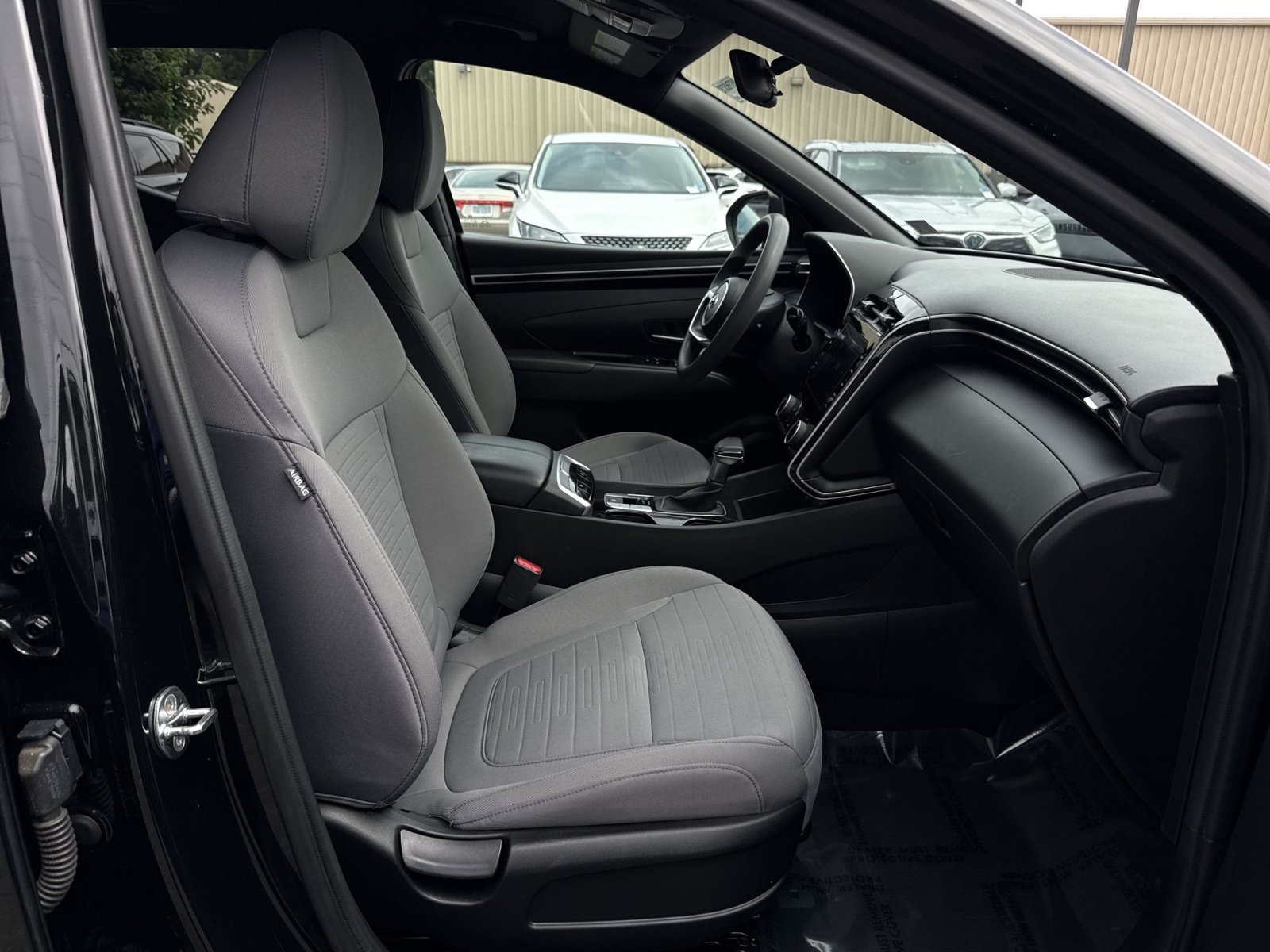 Used 2023 Hyundai Santa Cruz SEL AWD/4WD image 25
