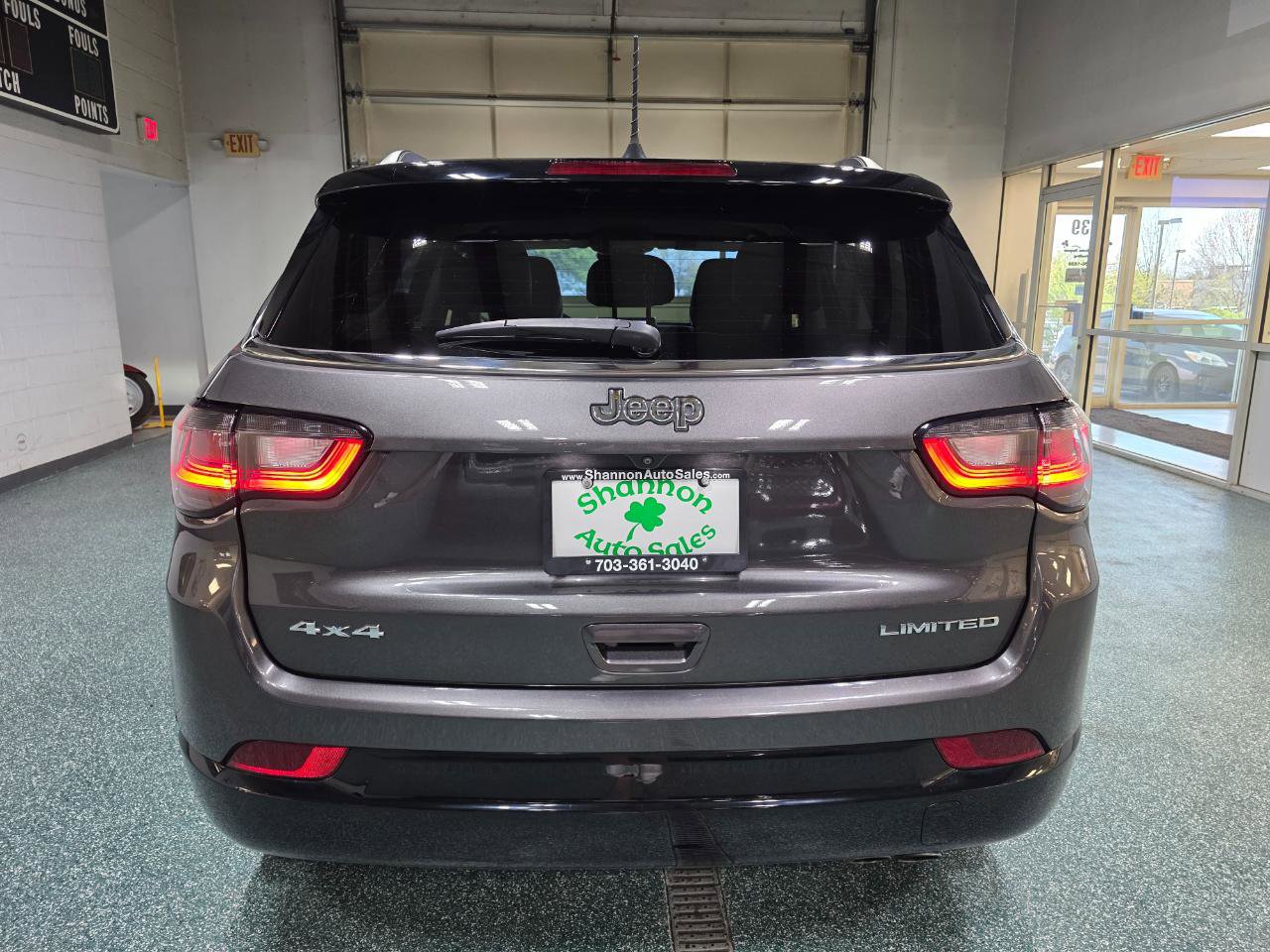 Used 2022 Jeep Compass Limited w/ Elite Group image 8