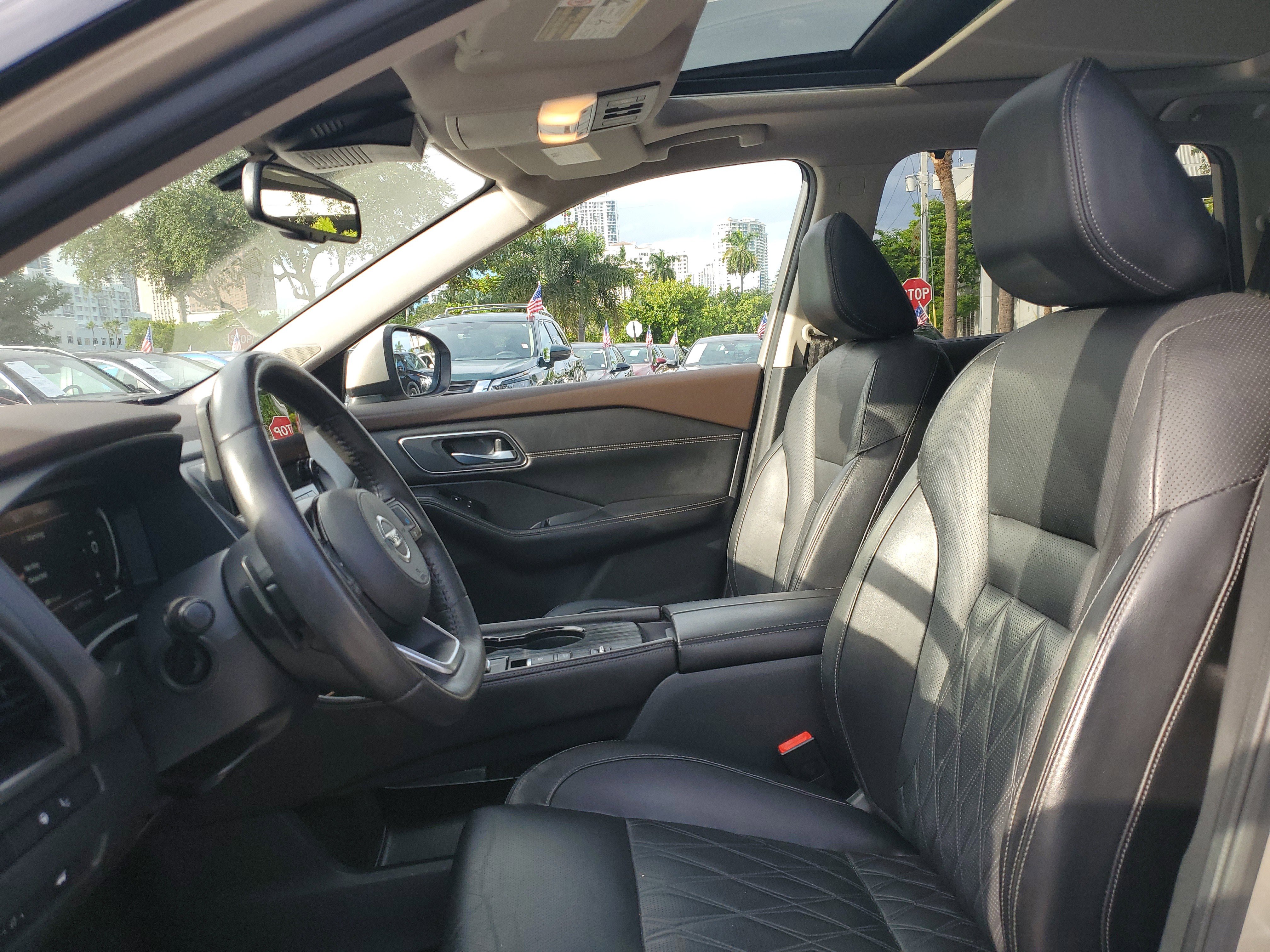 Certified 2021 Nissan Rogue Platinum image 10