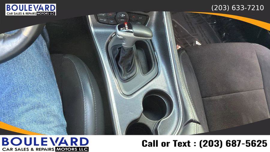 Used 2017 Dodge Challenger GT w/ GT Interior Package image 19