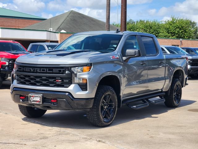Used 2024 Chevrolet Silverado 1500 Custom Trail Boss AWD/4WD image 3