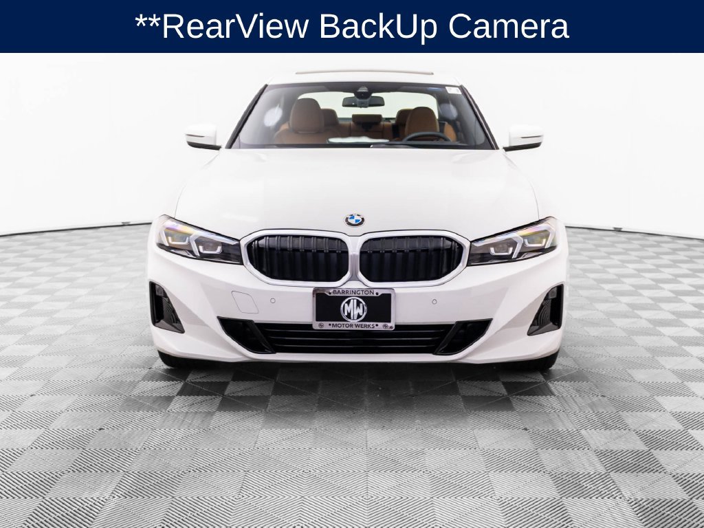 Used 2025 BMW 330i xDrive Sedan w/ Premium Package AWD/4WD image 9