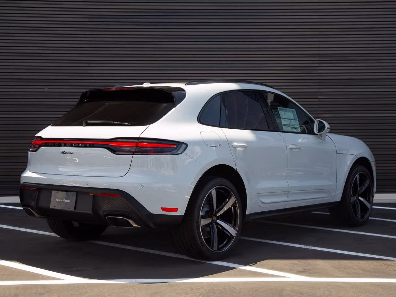New 2026 Porsche Macan AWD/4WD image 7