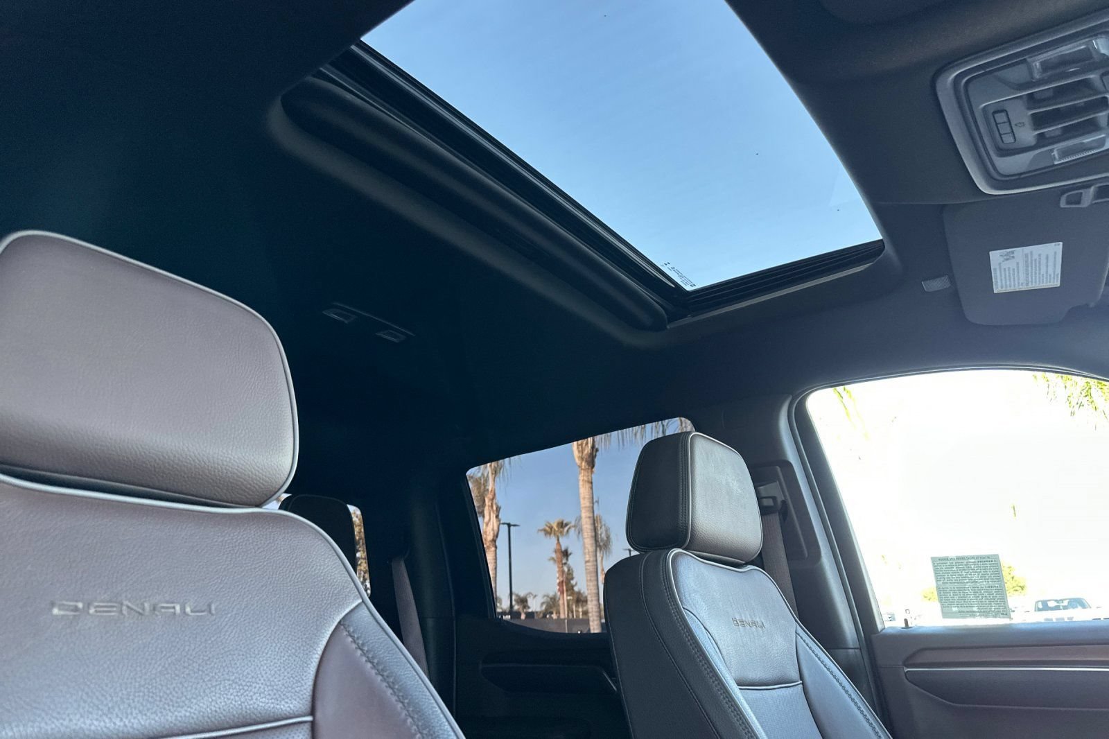 Certified 2023 GMC Sierra 1500 Denali AWD/4WD image 17