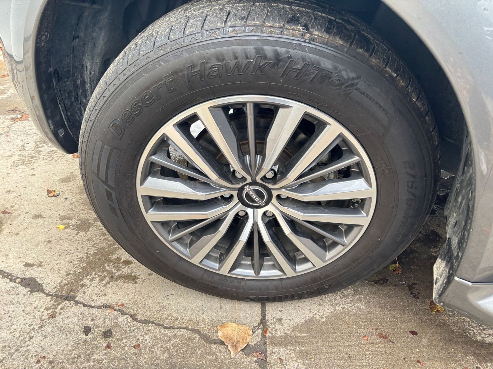 Used 2023 Nissan Armada SL image 32