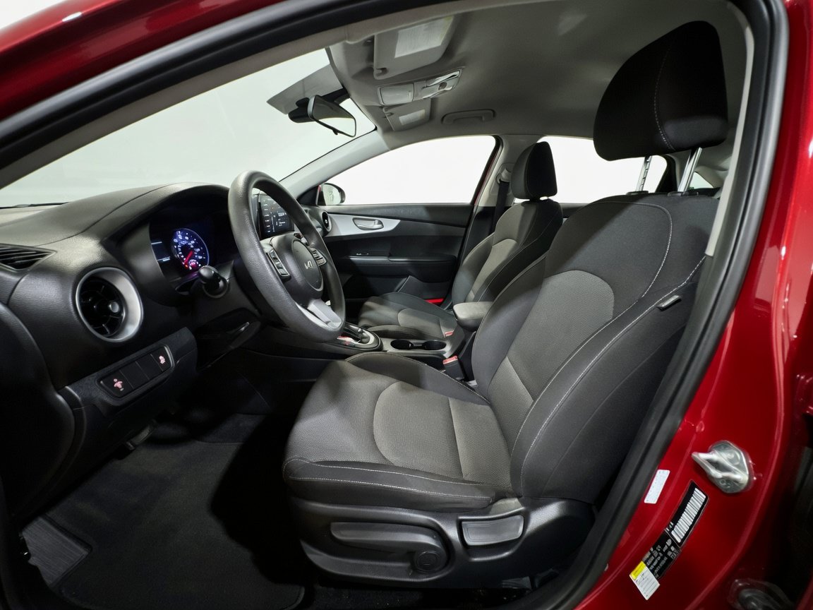 Used 2024 Kia Forte LXS FWD image 14