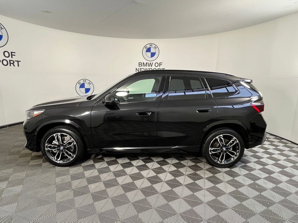 Used 2023 BMW X1 xDrive28i w/ Premium Package image 11