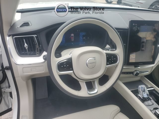 New 2026 Volvo XC60 B5 Ultra w/ Protection Package Premier AWD/4WD image 17