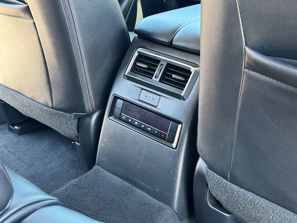 Used 2025 MAZDA CX-70 Plug-In Hybrid w/ Premium Pkg AWD/4WD image 22