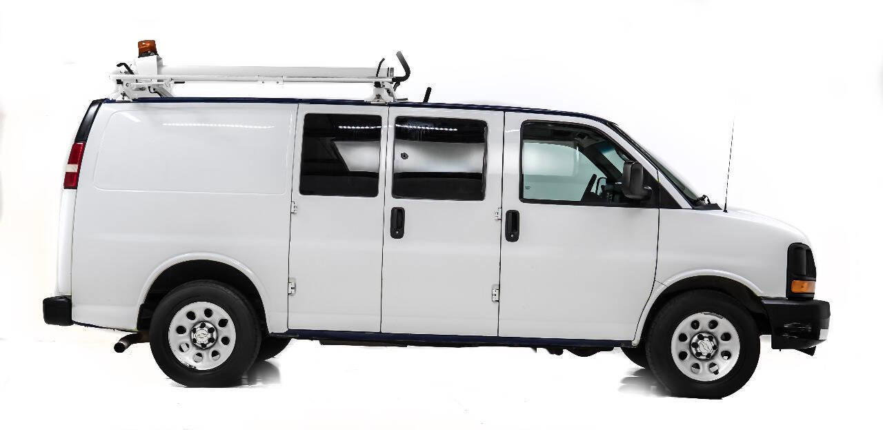 Used 2013 Chevrolet Express 1500 image 5