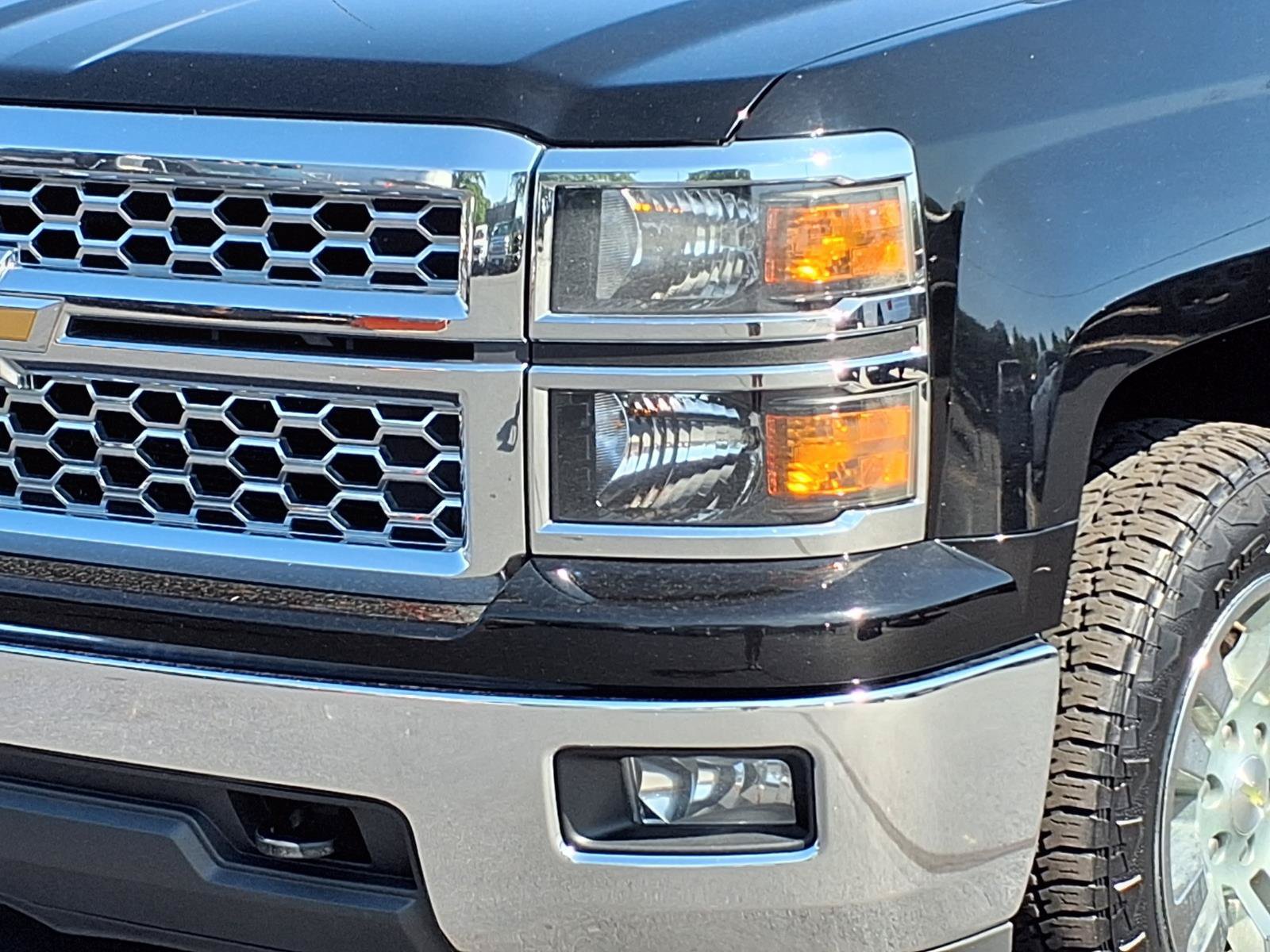 Used 2015 Chevrolet Silverado 1500 LT w/ All Star Edition AWD/4WD image 27