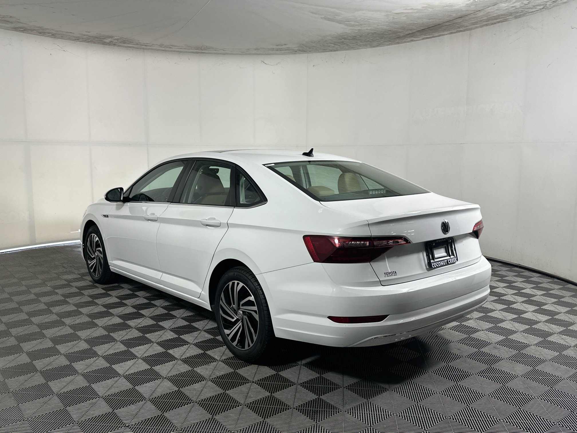 Used 2021 Volkswagen Jetta SEL FWD image 5