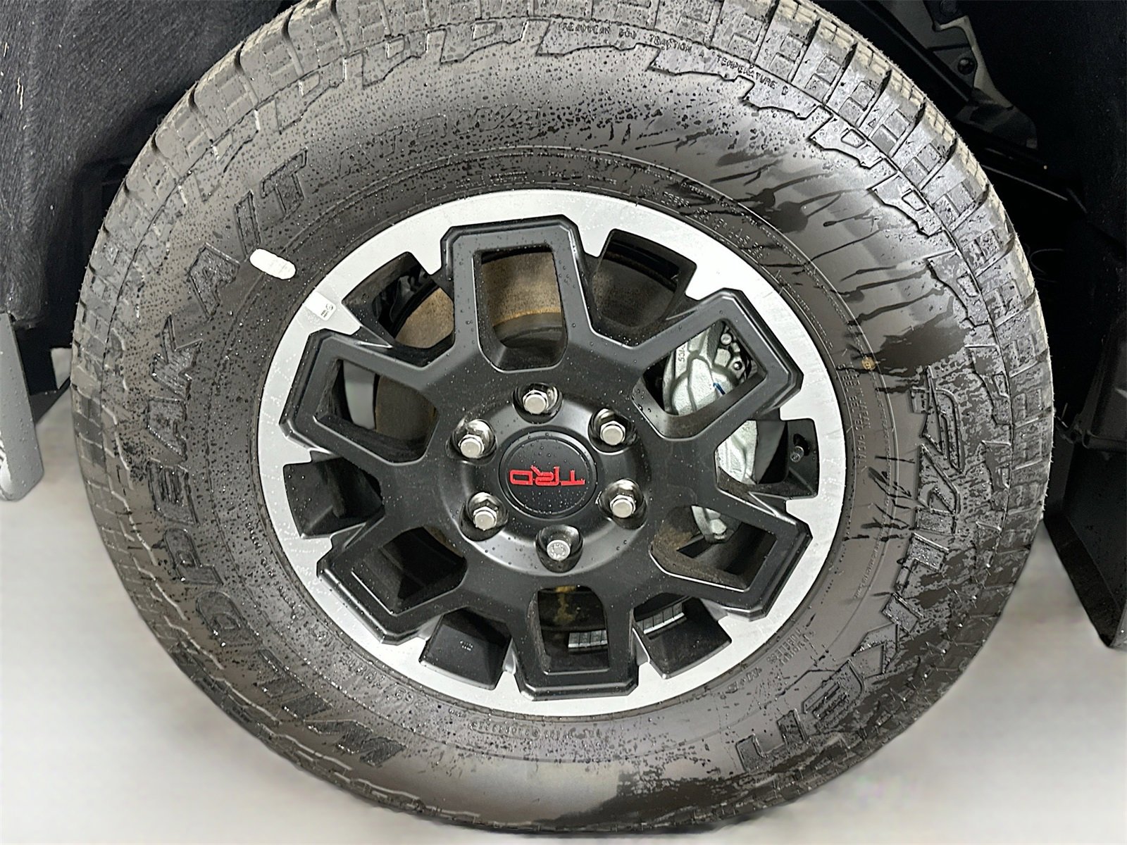New 2025 Toyota Tacoma TRD Off-Road image 32