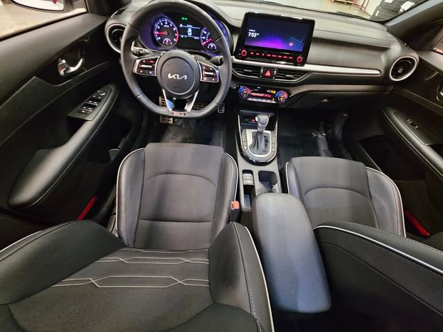 Used 2023 Kia Forte GT-Line w/ GT-Line Premium Package image 13