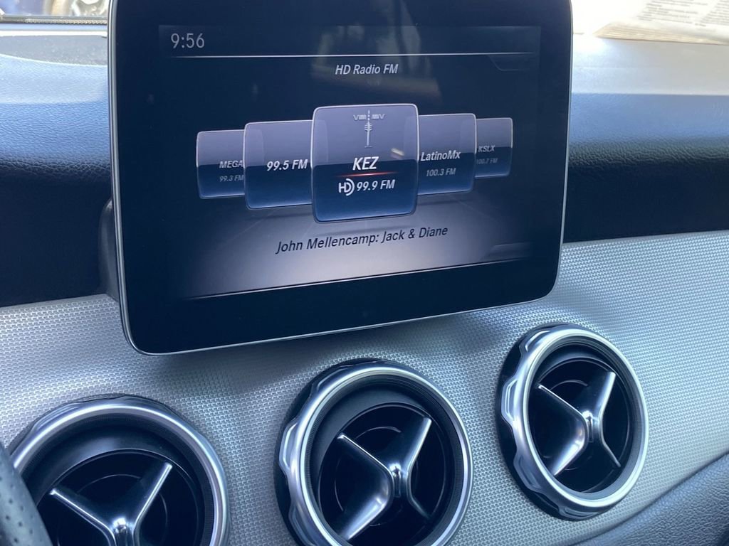 Used 2018 Mercedes-Benz GLA 250 4MATIC w/ Convenience Package image 9