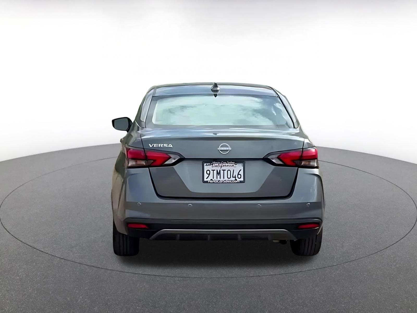 Used 2025 Nissan Versa SV image 11