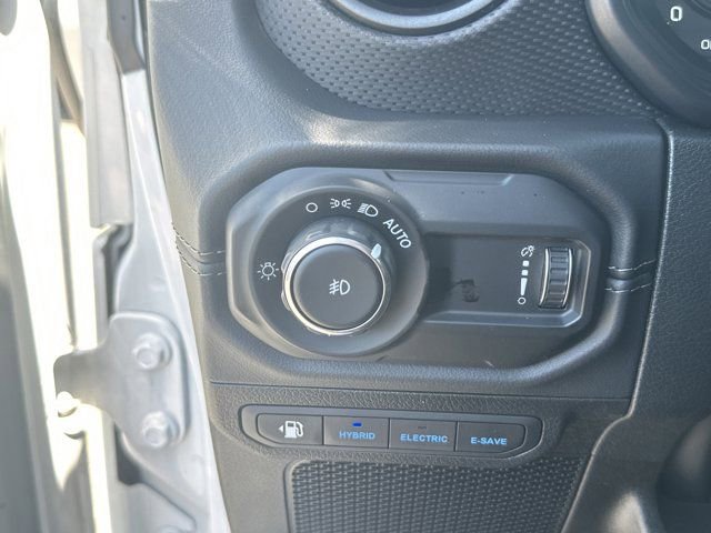 Certified 2025 Jeep Wrangler Unlimited Rubicon 4xe w/ Safety Group image 24