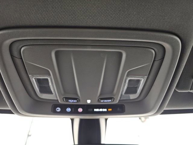 Used 2021 Chevrolet Silverado 1500 Custom image 24