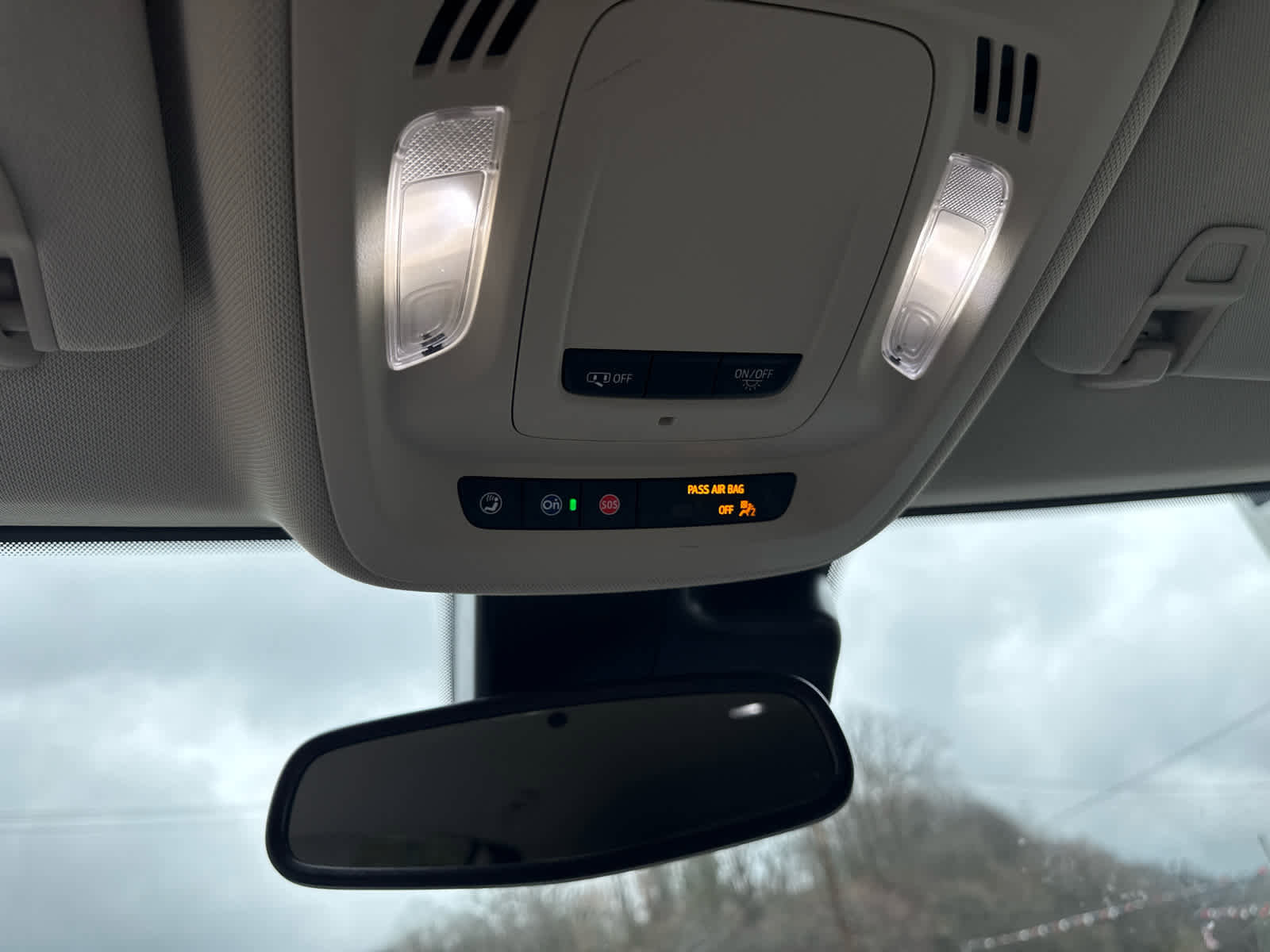 Used 2023 Buick Envision Preferred image 24