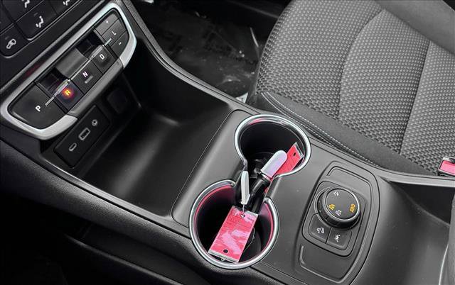 Used 2024 GMC Terrain SLE image 16