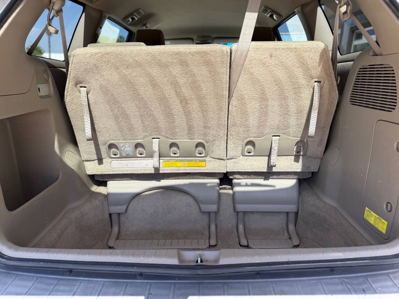 Used 2008 Toyota Sienna CE FWD image 17