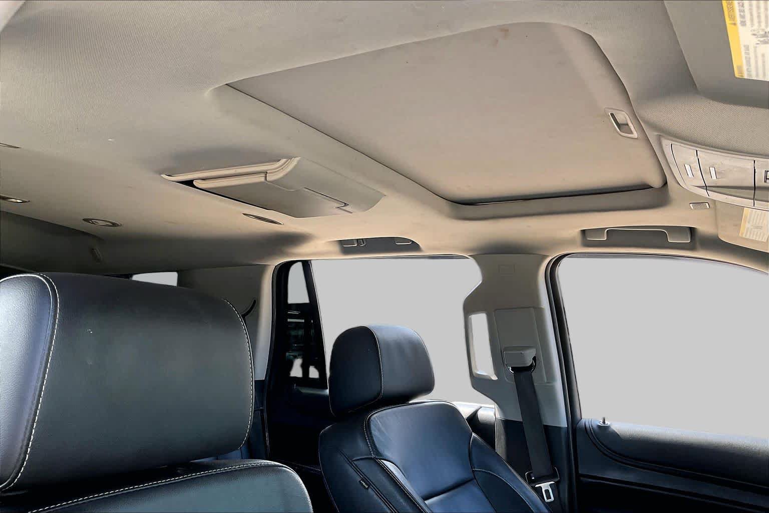 Used 2018 Chevrolet Tahoe LT AWD/4WD image 13